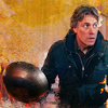 Dan holding a wok for hitting Sontarans.